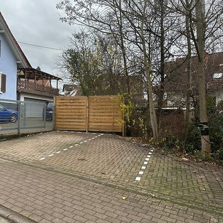 Studio-Apartment Mit Garten, Parkplatz & Kueche Ofemburgo Exterior foto